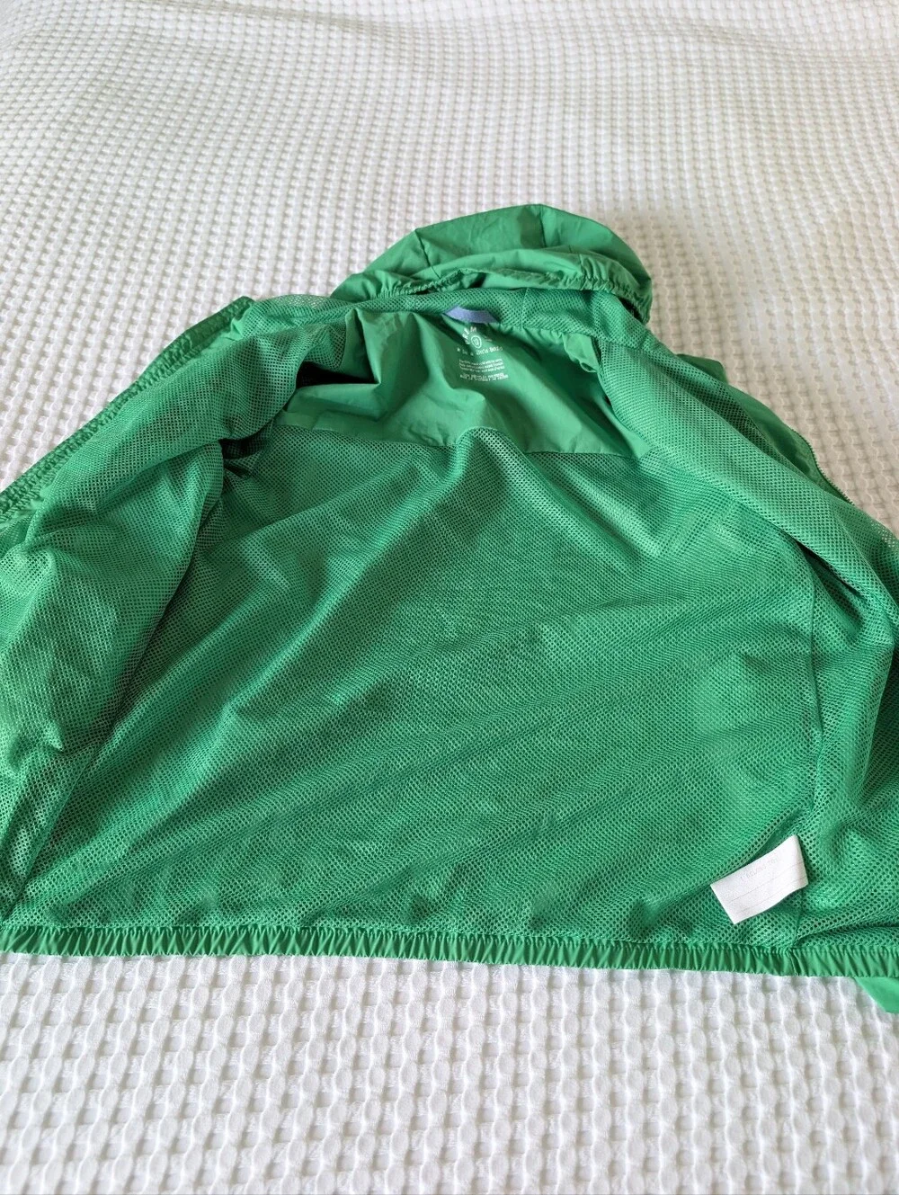 Primary Packable Windbreaker In Green Apple 🍏